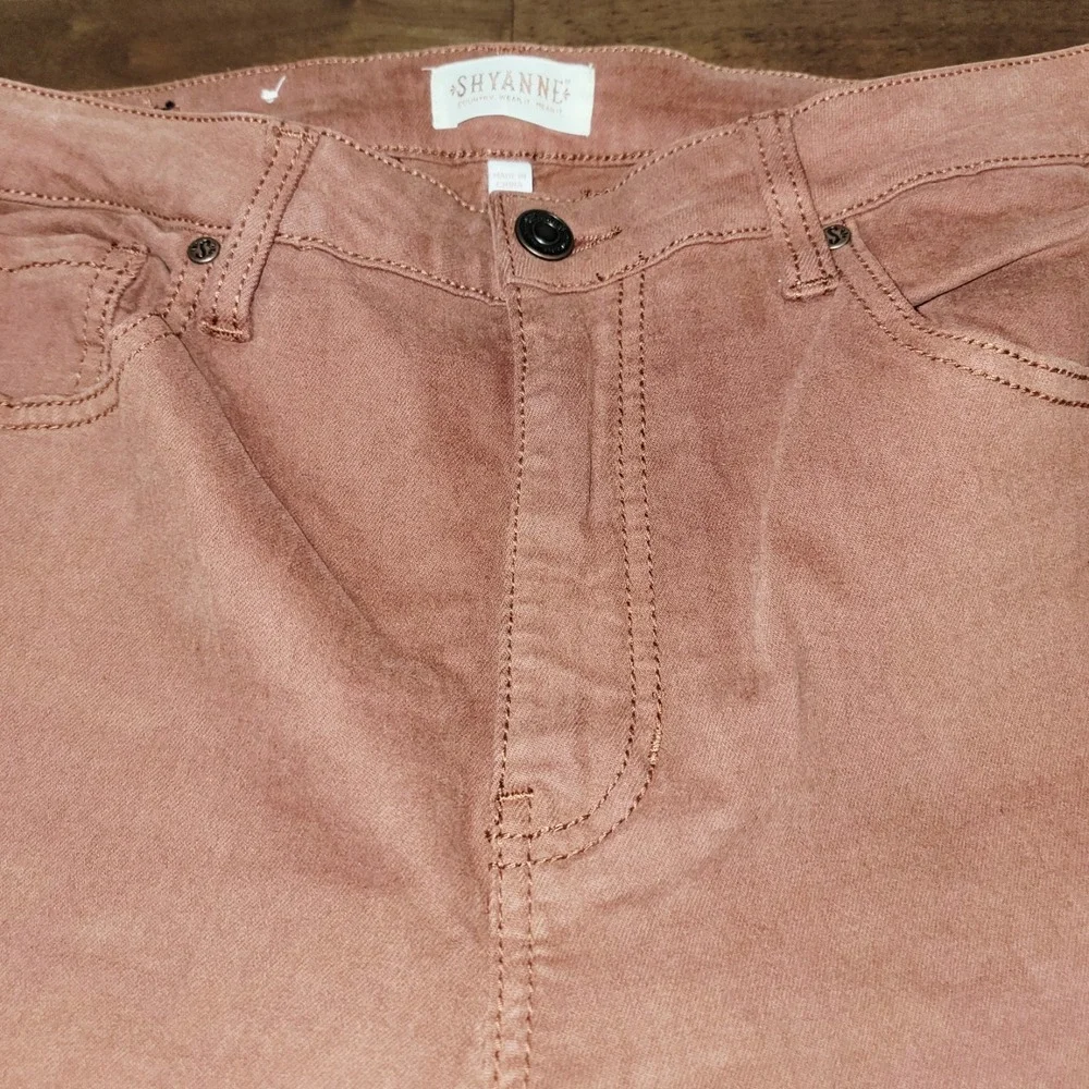 Shyanne Women's Tulip Flare Jeans Size 33 Rust Orange Bell Bottom Western - Picture 5 of 12